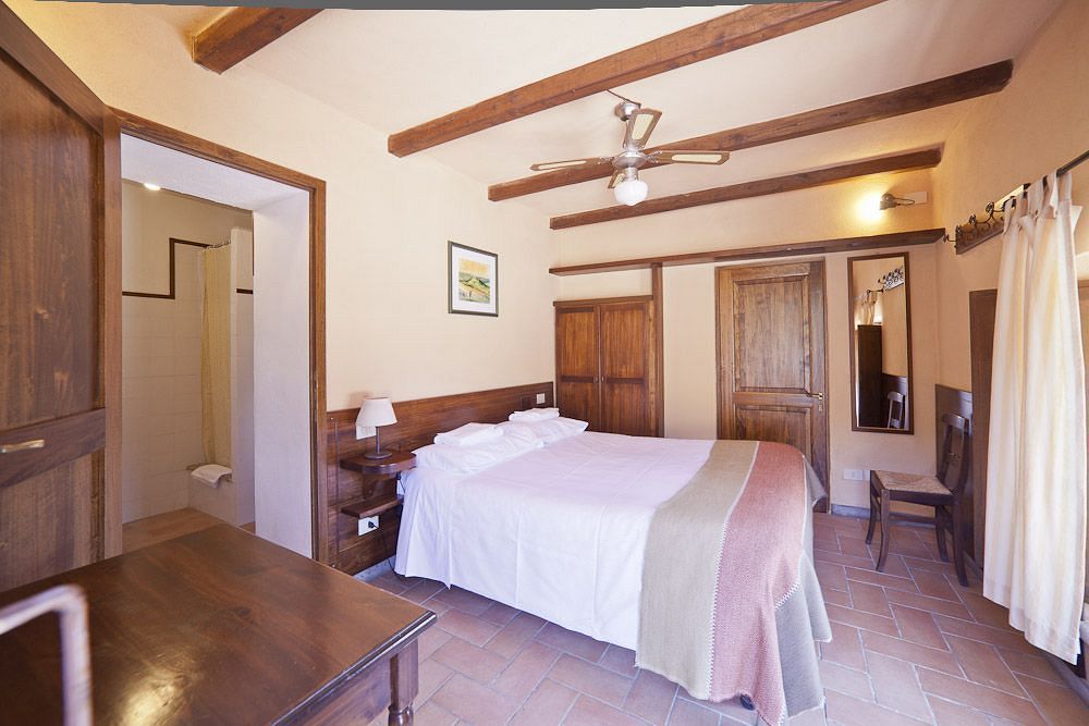 Agriturismo Fattoria Voltrona San Gimignano Exterior foto