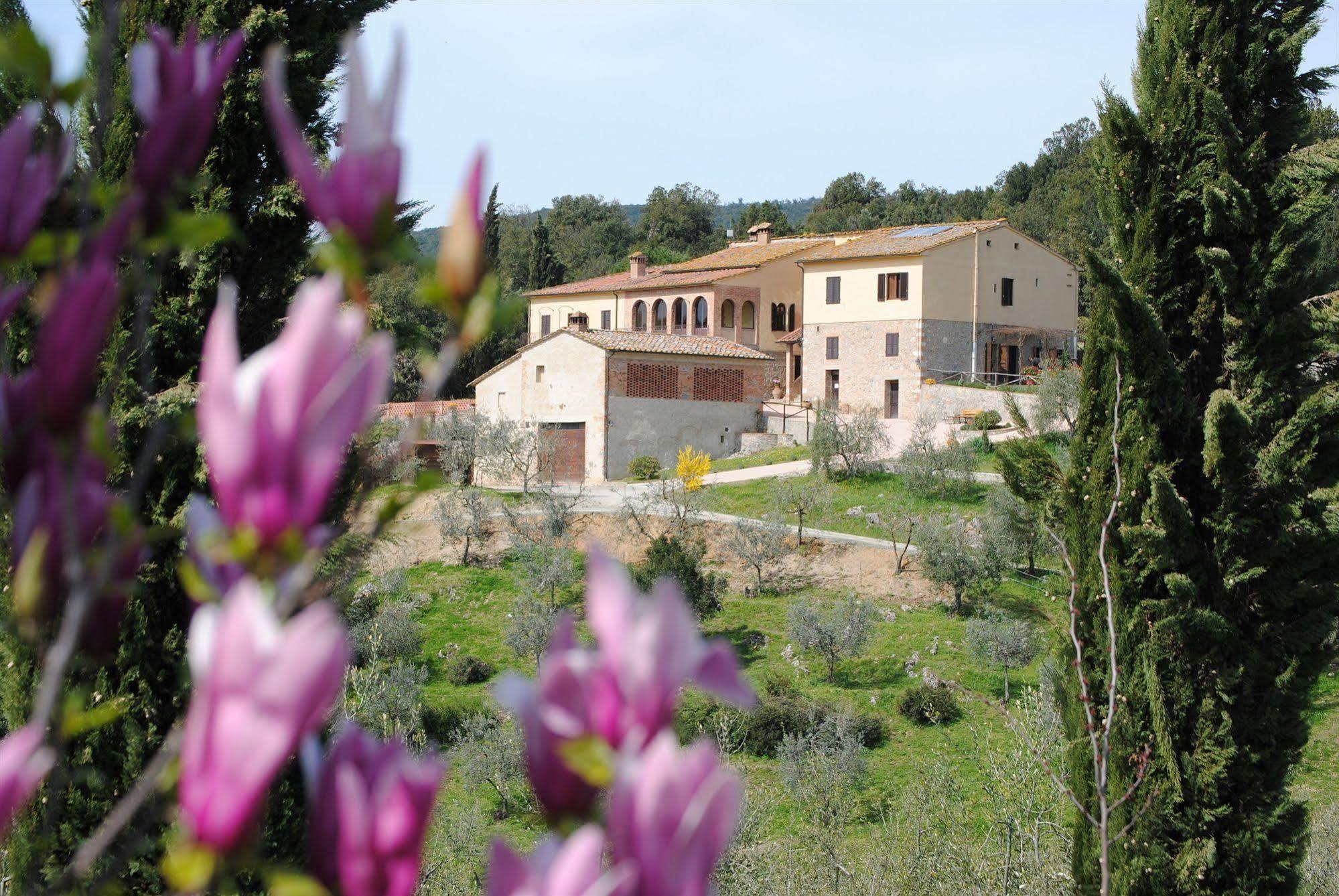 Agriturismo Fattoria Voltrona San Gimignano Exterior foto